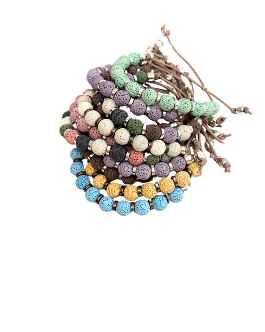 Pulseras de roca y cuero