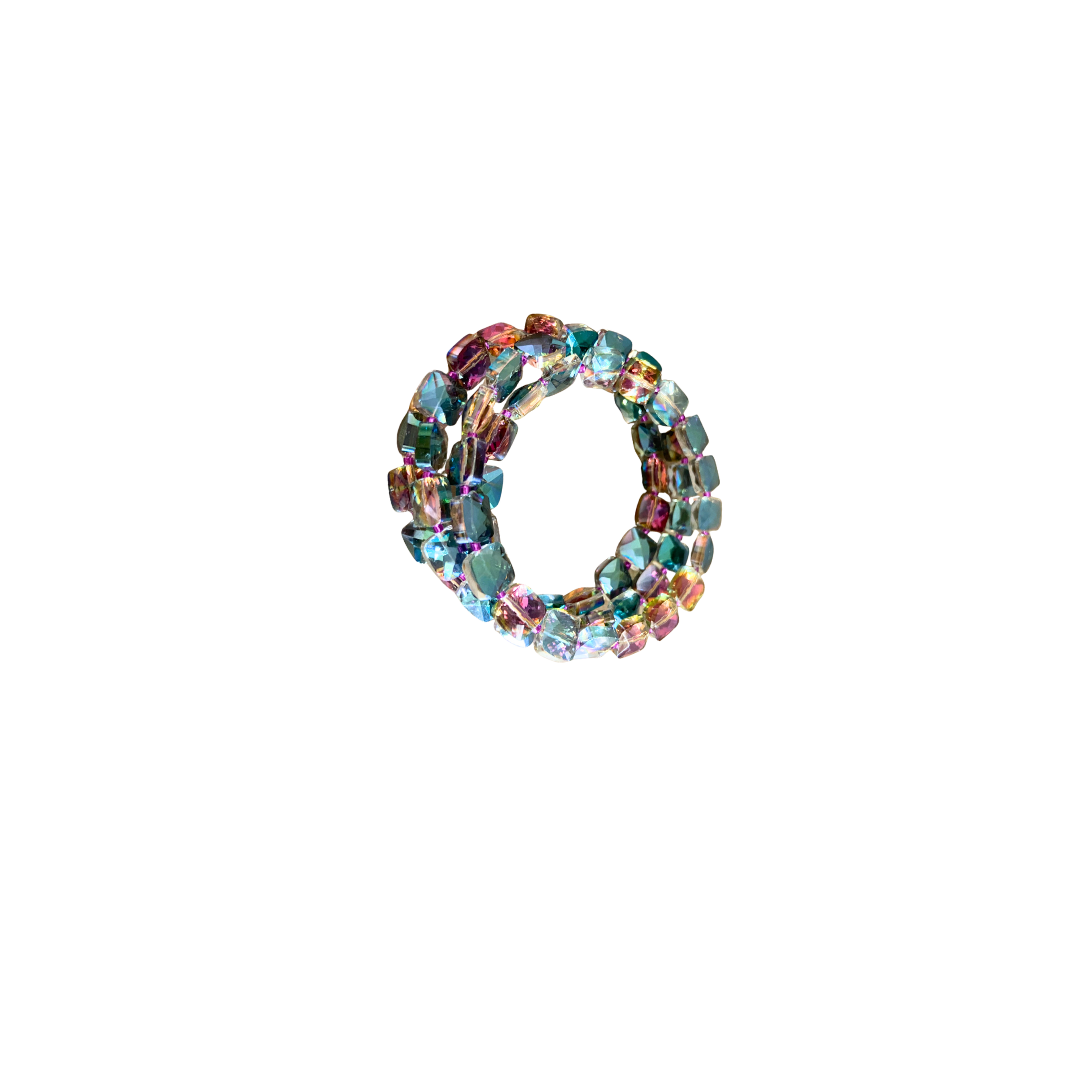 Brazalete de memoria de cristal verde tornasolado