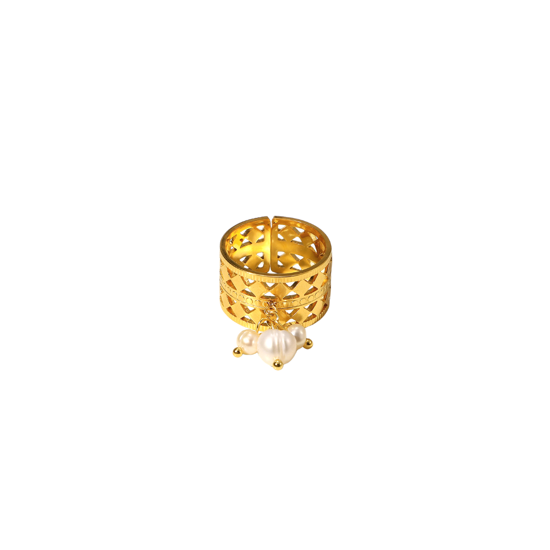 Anillo dorado de acero inoxidable